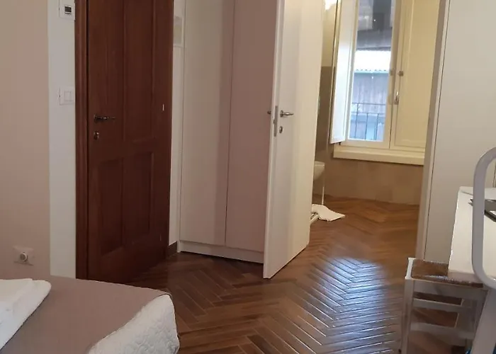 Santa Maria Di Lorgana B&B 미네르비오