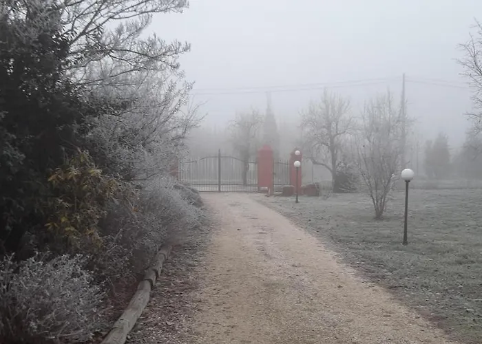 B&B Santa Maria Di Lorgana 미네르비오