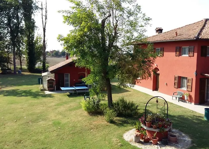 Santa Maria Di Lorgana B&B 미네르비오