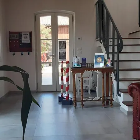 Santa Maria Di Lorgana Bed & Breakfast Minerbio