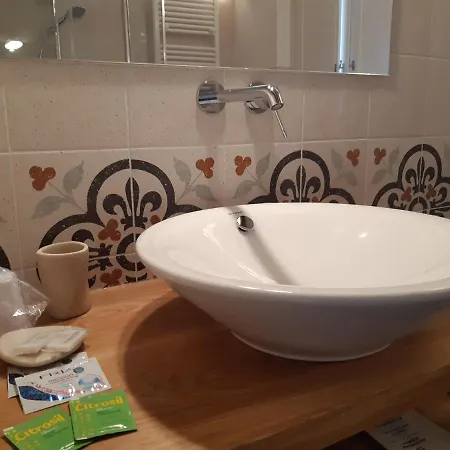 Santa Maria Di Lorgana 3* 麦比欧