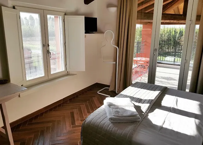 Santa Maria Di Lorgana Bed & Breakfast