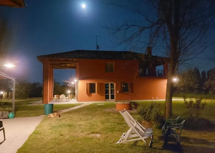 Santa Maria Di Lorgana Bed & Breakfast Minerbio